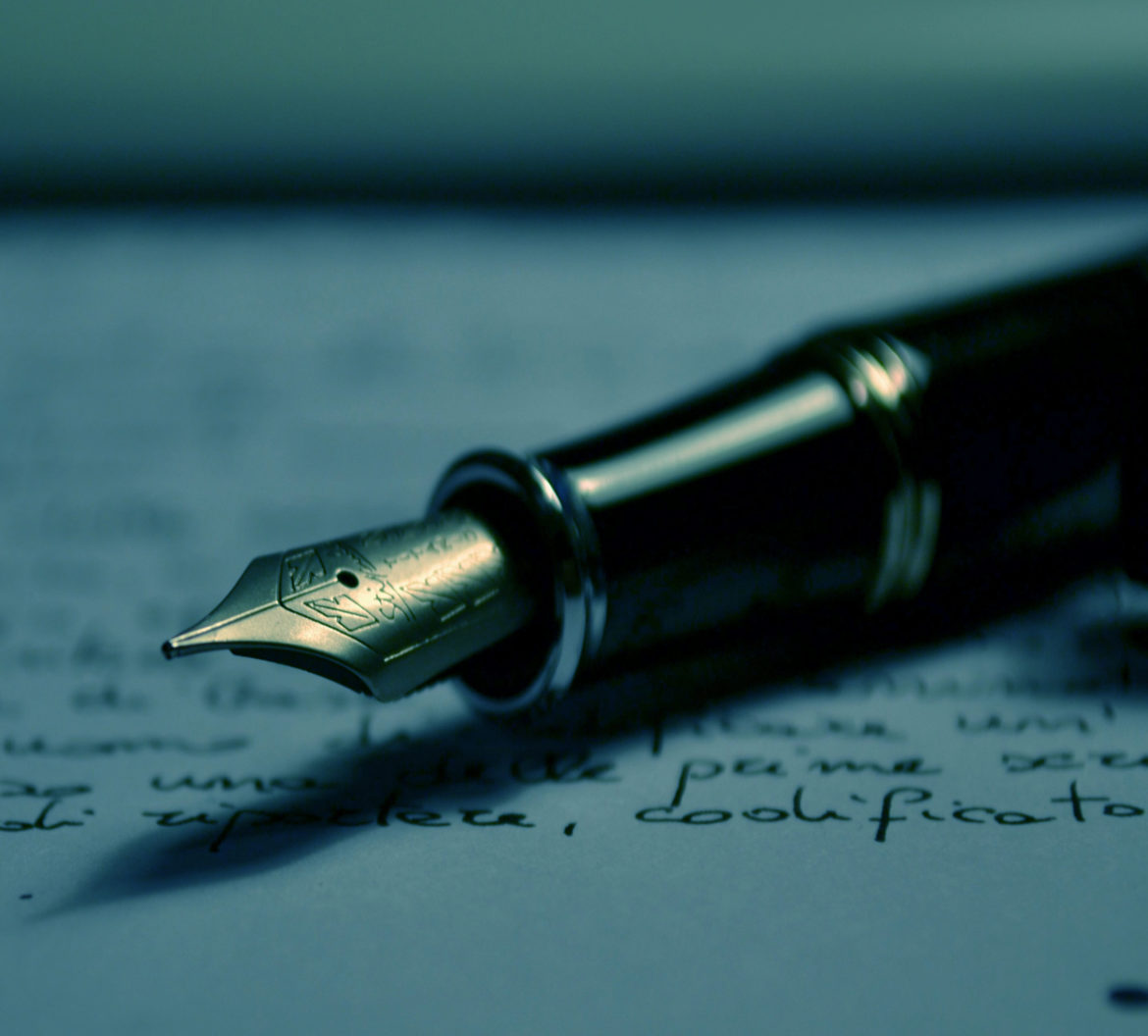 Friday (writing) + (cheap) advice [or: how to safely kiss plague rats]